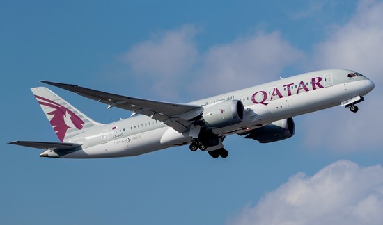 самолет Qatar Aairways